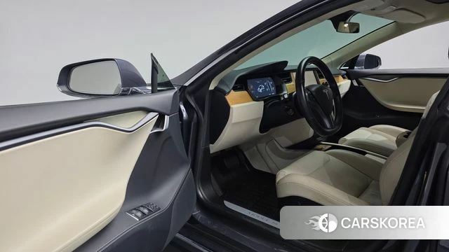 Tesla Model S id 3924900 из Кореи 20