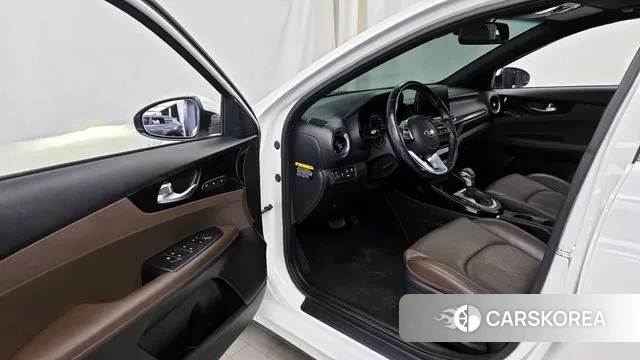 Kia Come New K3 id 3666675 из Кореи 20