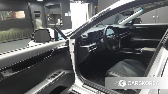 Hyundai Grandeur (GN7) id 4879739 из Кореи 35
