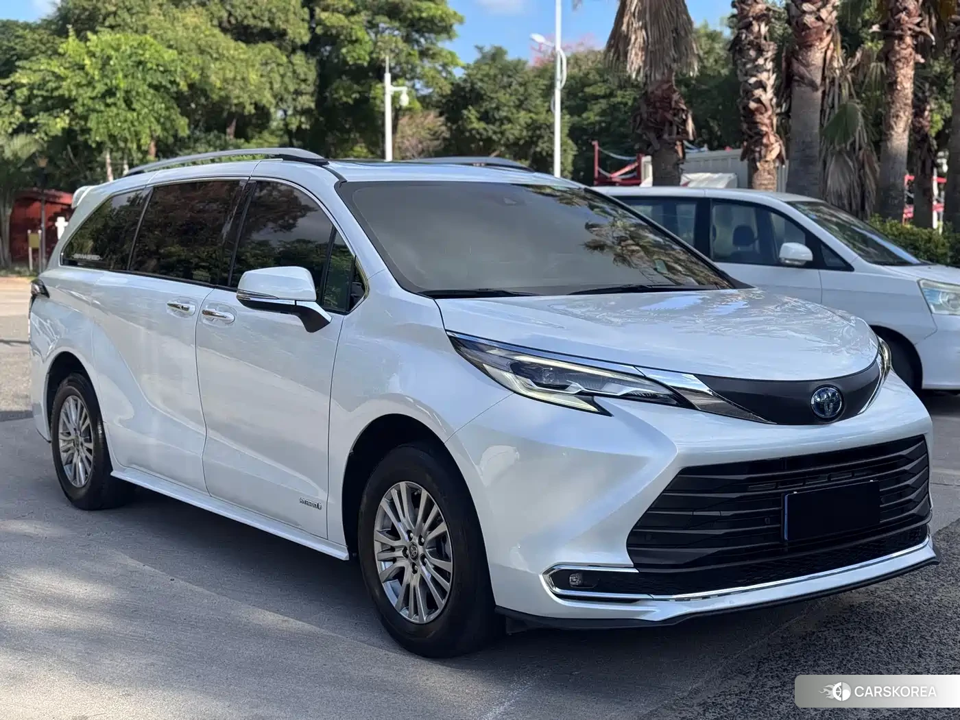 Toyota Sienna id 4547524 из Китая 11
