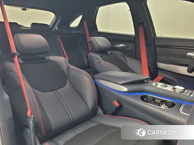 Genesis GV70 id 3305523 из Кореи 20