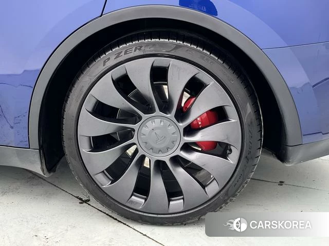 Tesla Model Y id 4213321 из Китая 29
