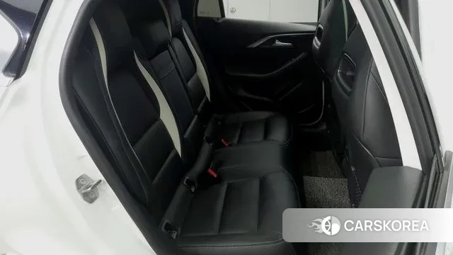 Infiniti Q30 id 3703364 из Кореи 20