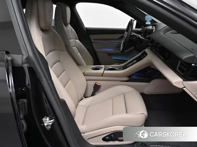 Porsche Taycan id 3610100 из Кореи 20