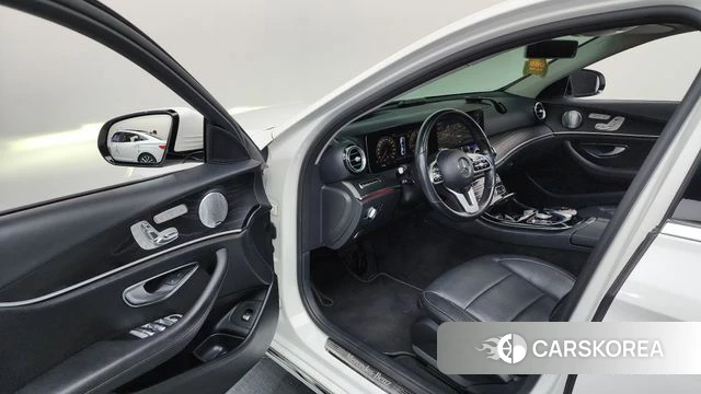 Mercedes-Benz E-Class W213 id 4765137 из Кореи 37
