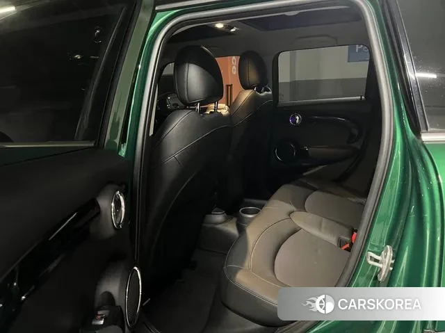 Mini Cooper S id 3573414 из Кореи 19