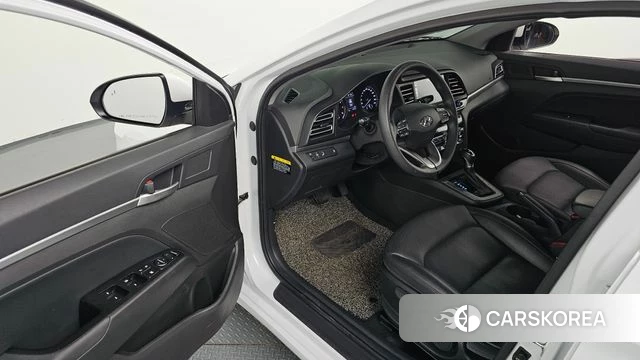 Hyundai The New Avante AD id 4345015 из Кореи 20