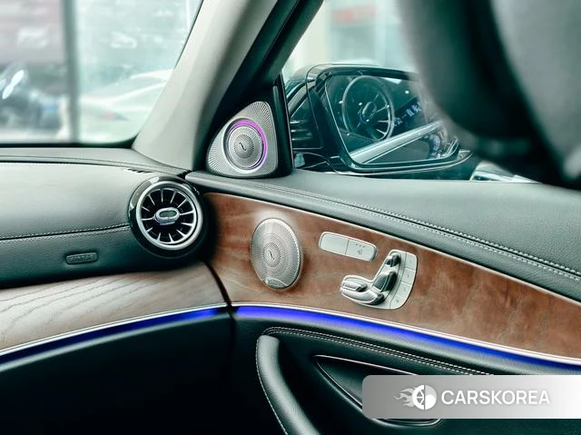 Mercedes-Benz E-class id 4290170 из Китая 20