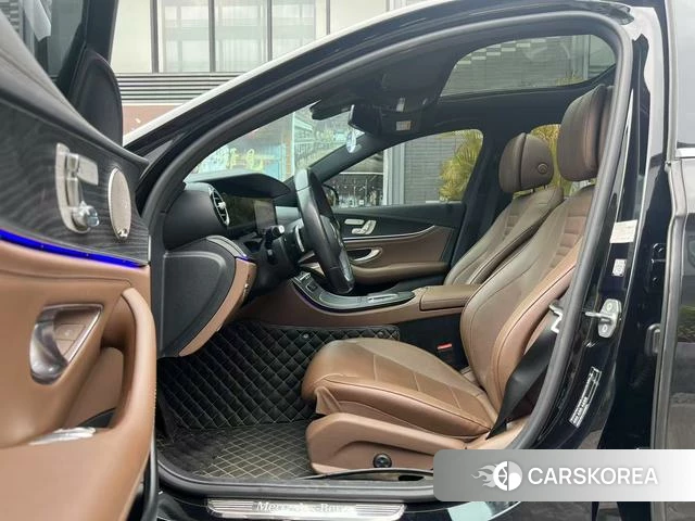 Mercedes-Benz E-class id 4265640 из Китая 18