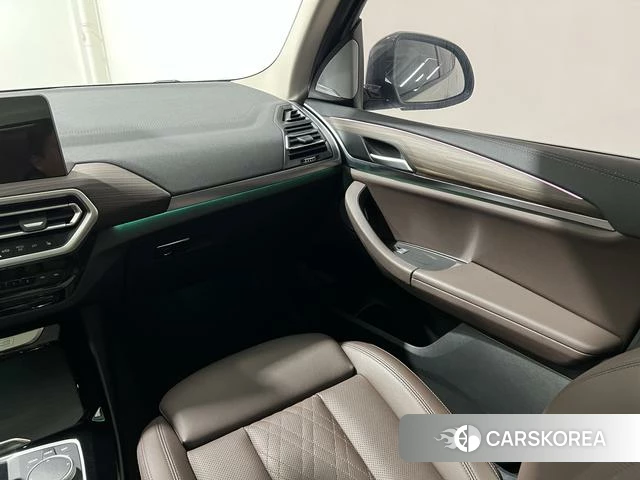 BMW X3 id 3890167 из Китая 21