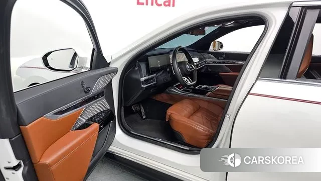 BMW i7 (G70) id 3610482 из Кореи 20