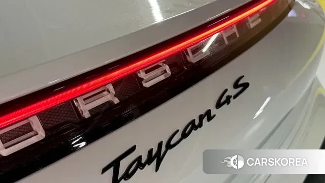 Porsche Taycan id 3393990 из Кореи 12