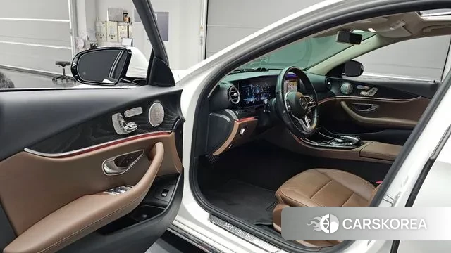 Mercedes-Benz E-Class W213 id 3514791 из Кореи 20