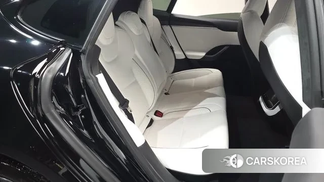 Tesla Model S id 3649216 из Кореи 20