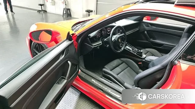 Porsche 911(992) id 3119982 из Кореи 20