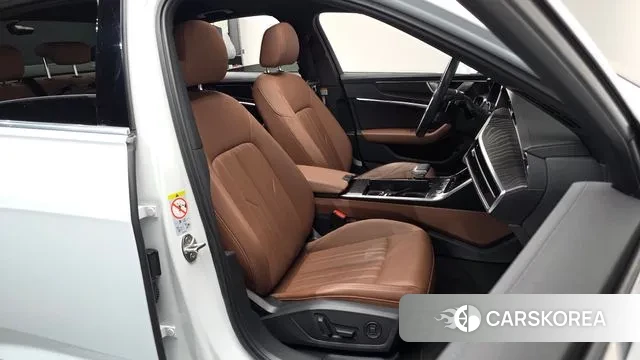 Audi A6 (C8) id 3405498 из Кореи 20