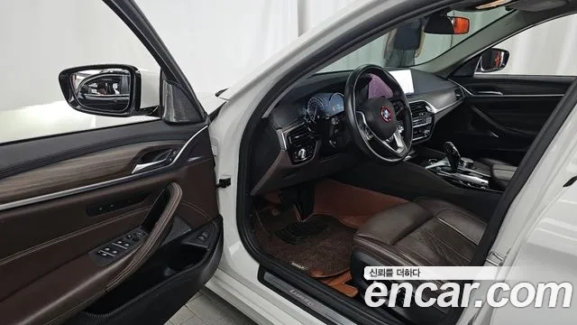 BMW 5 Series (G30) id 2881863 из Кореи 20