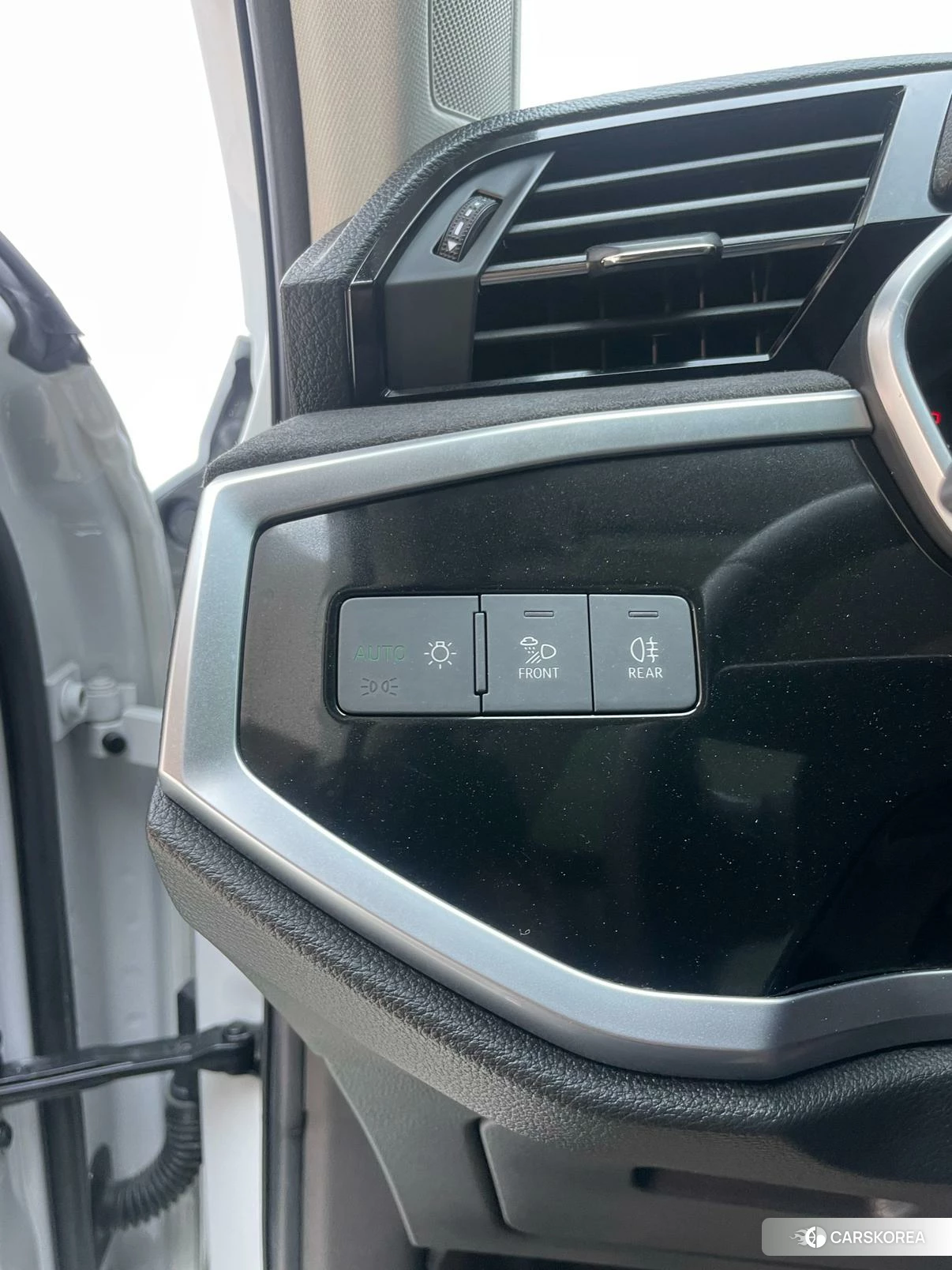 Audi Q3 id 4420727 из Китая 28