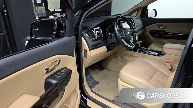 Kia The New Carnival id 3656402 из Кореи 20