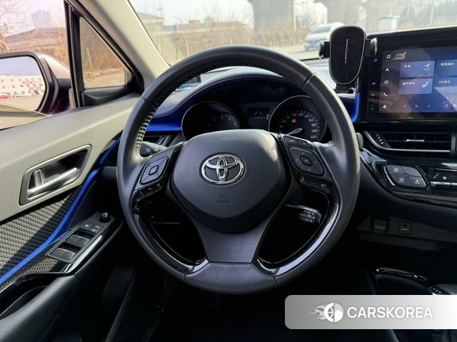 Toyota C-HR id 4259215 из Китая 15