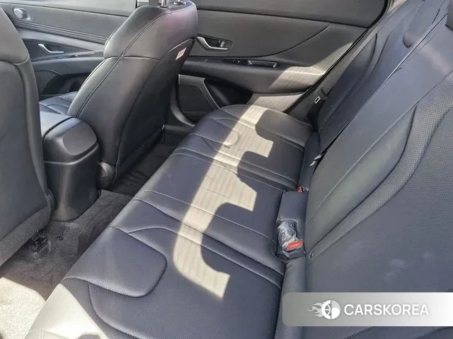 Hyundai Avante Hybrid (CN7) id 3196577 из Кореи 17