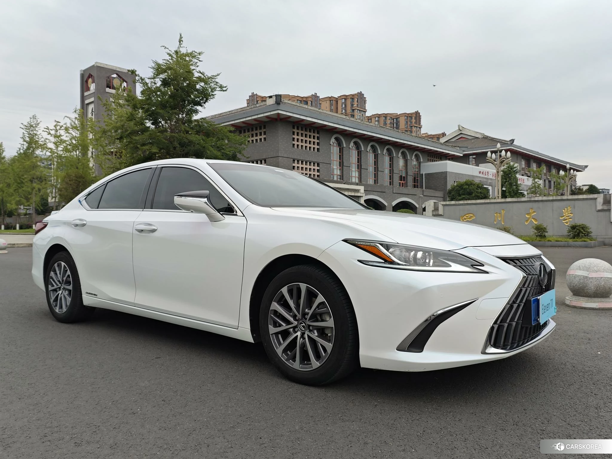 Lexus ES id 4440964 из Китая 11