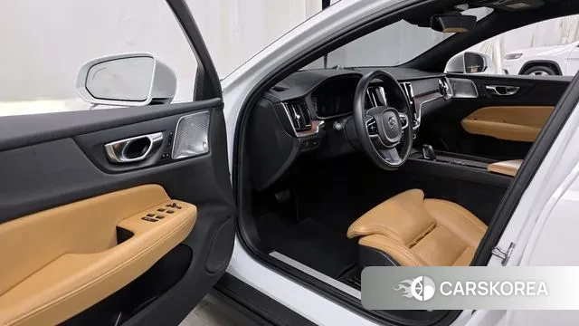 Volvo V60 Cross-Country 2nd Generation id 3736083 из Кореи 20