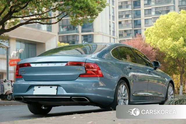 Volvo S90 id 4241148 из Китая 17