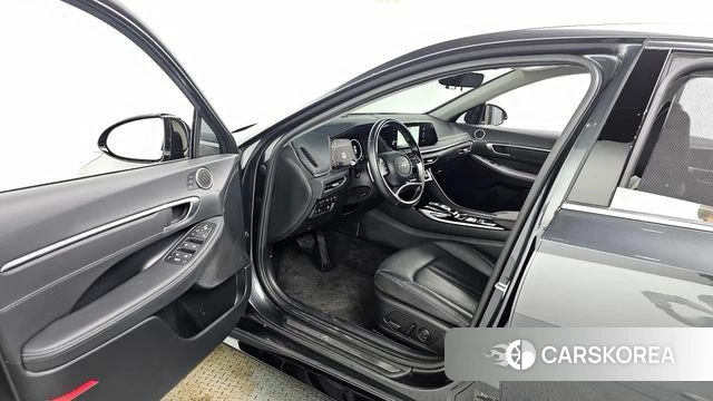 Hyundai Sonata (DN8) id 4428449 из Кореи 32