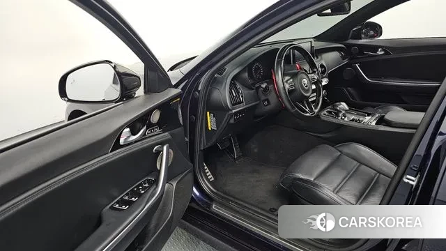 Kia Stinger id 3748582 из Кореи 20