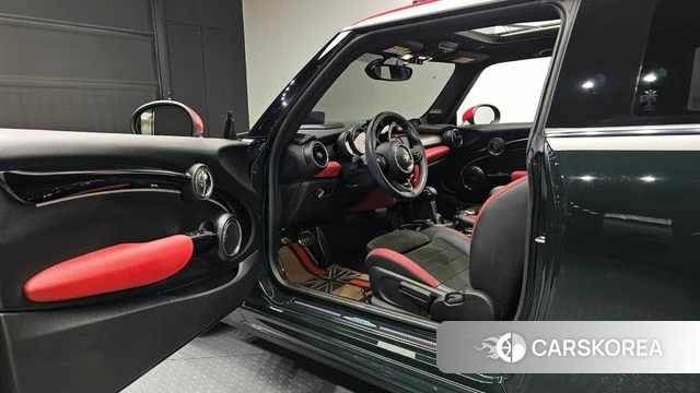 Mini Cooper S id 4371398 из Кореи 31