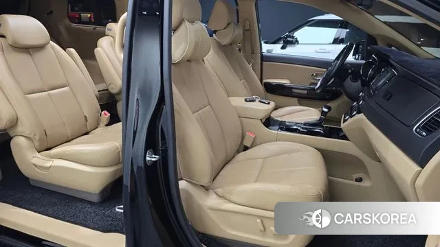 Kia The New Carnival id 3612618 из Кореи 20