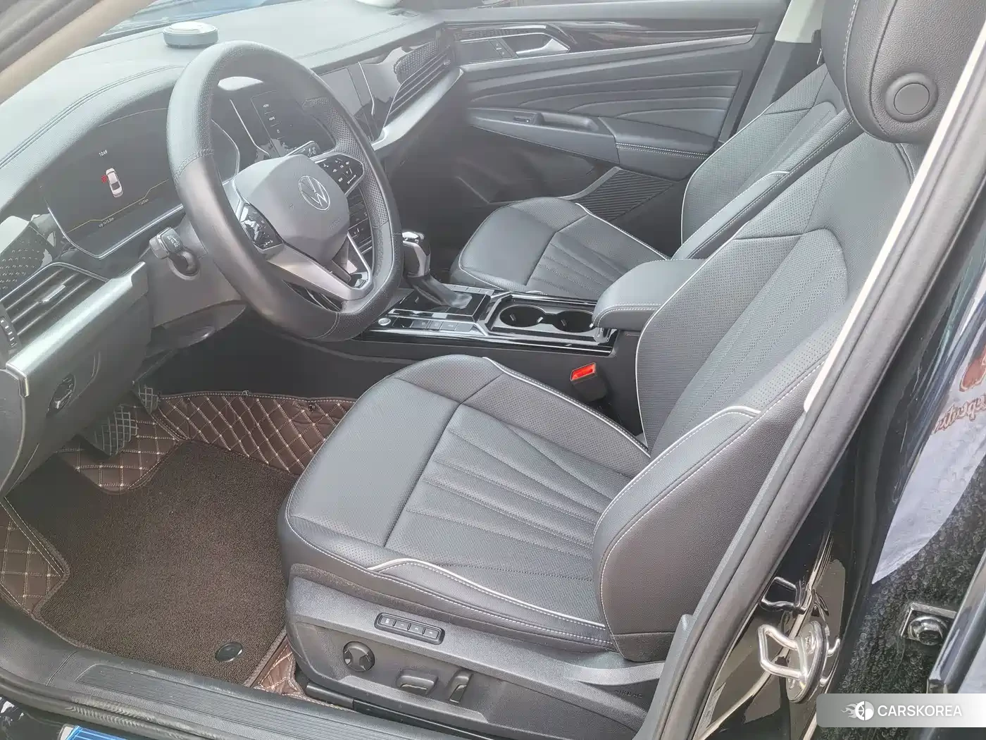 Volkswagen Passat id 4565253 из Китая 15