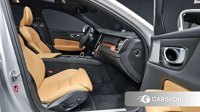 Volvo V60 Cross-Country 2nd Generation id 3680623 из Кореи 20