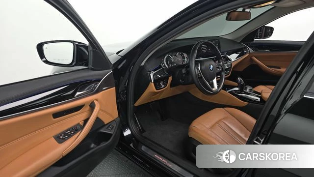 BMW 5 Series (G30) id 3911979 из Кореи 20