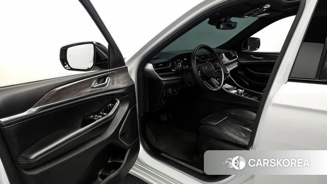 Jeep Grand Cherokee (WL) id 3865120 из Кореи 20