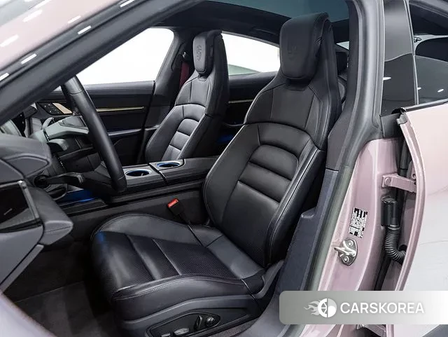 Porsche Taycan id 3523586 из Кореи 20