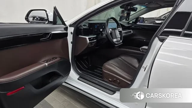 Hyundai Grandeur (GN7) id 3696606 из Кореи 20