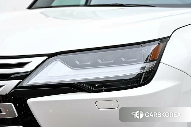 Lexus LX id 4276738 из Китая 20