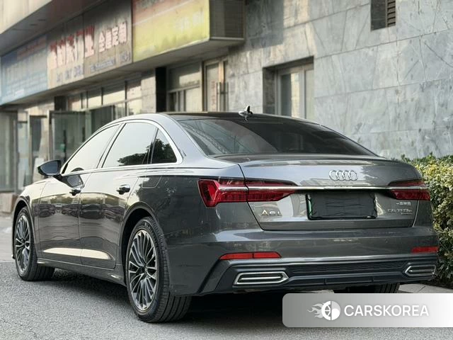 Audi A6L PHEV id 4241766 из Китая 17