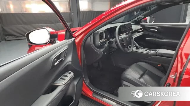 Toyota Crown Crossover id 3649434 из Кореи 20