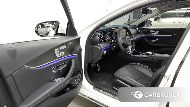 Mercedes-Benz E-Class W213 id 3631987 из Кореи 20