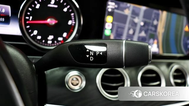 Mercedes-Benz E-Class W213 id 4203954 из Кореи 20