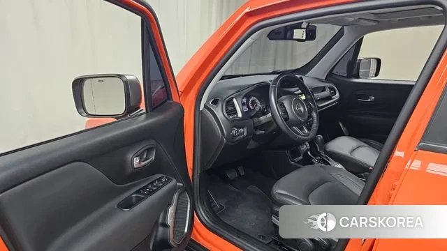 Jeep Renegade id 3197731 из Кореи 20