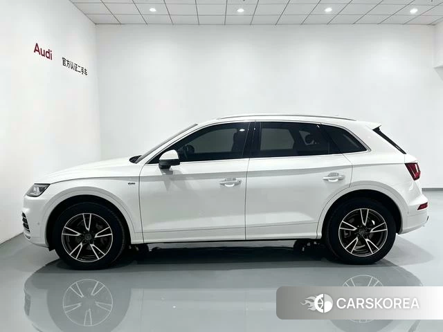 Audi Q5L id 4219286 из Китая 17
