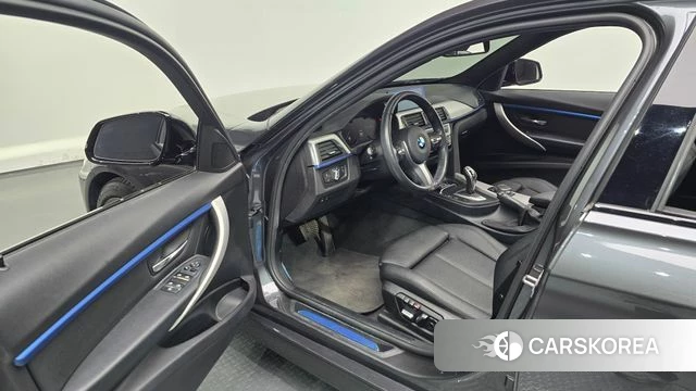 BMW 3 Series (F30) id 4225580 из Кореи 31