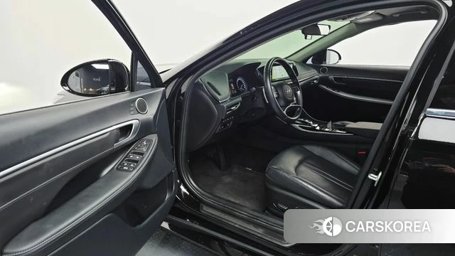 Hyundai Sonata (DN8) id 4429267 из Кореи 32