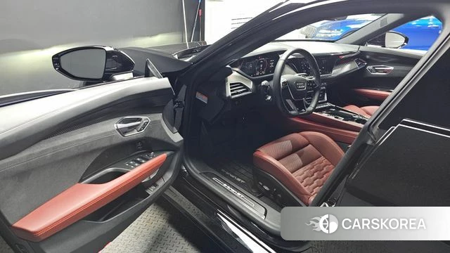 Audi e-Tron GT id 4646346 из Кореи 34