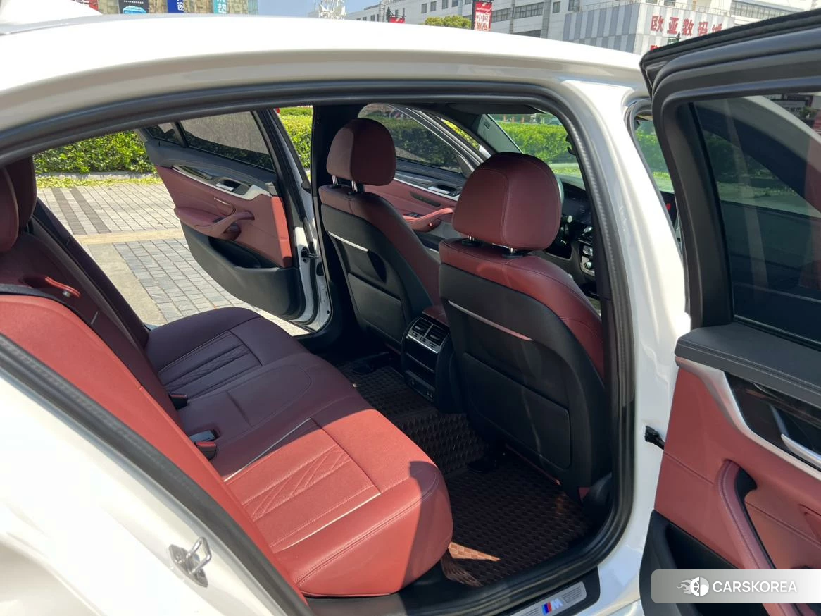 BMW 5 series id 4455355 из Китая 10