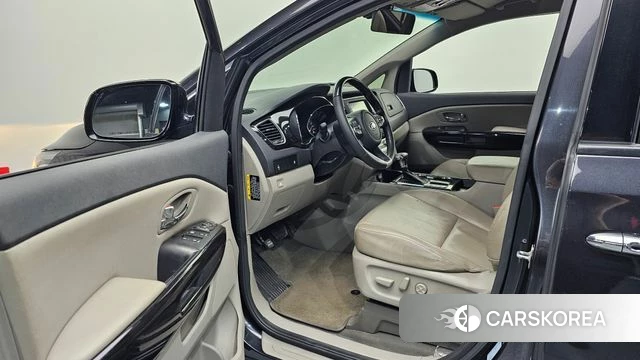Kia The New Carnival id 4318175 из Кореи 20